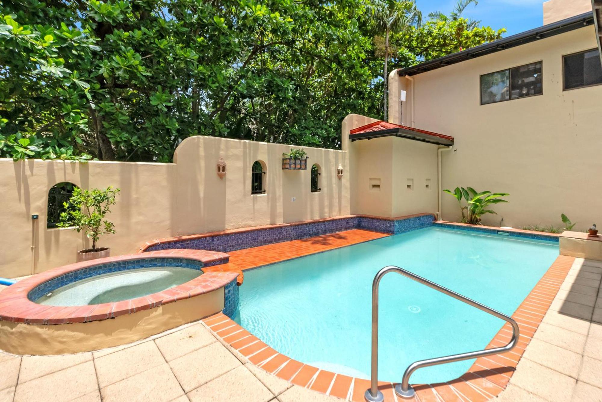 Villa San Michele apartamentos Port Douglas Exterior foto